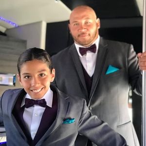 Meet your Posher, Deanthaney